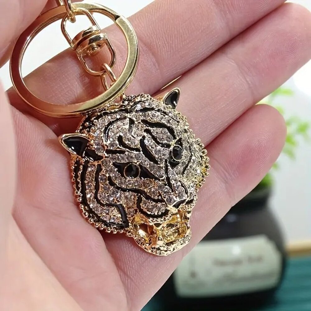 Crystal Rhinestone Tiger Luxury Keychain or Handbag Charm Sparkling Pendant - Picture 4 of 8